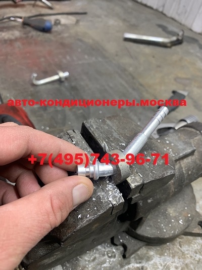 Ниссан Ноут ремонт трубки кондиционера высокого давления