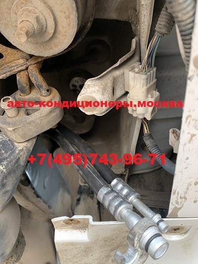 Лексус GX 460 замена трубок заднего контура кондиционера на резиновые шланги
