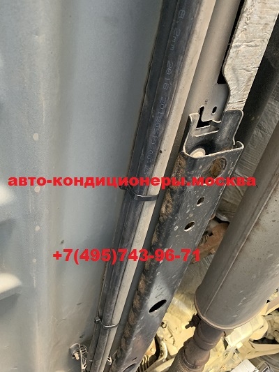 Форд Эксплорер ремонт заднего контура кондиционера с заменой на резиновые шланги