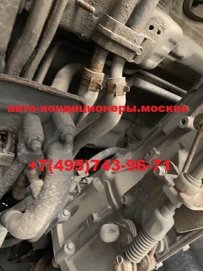 Хендай Гранд Старекс H1 замена трубок заднего контура кондиционера